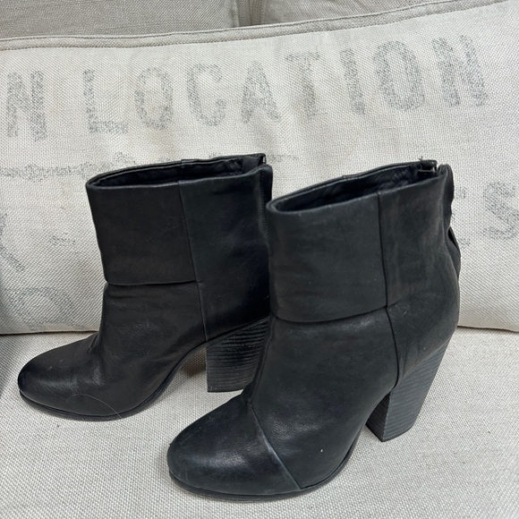 Rag & Bone Classic Newbury Leather Boots - Picture 1 of 8